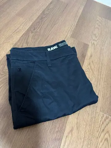 지스타 로우 블랙 L30/W36