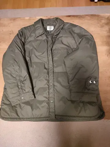 유니클로 아냐 힌드마치 퍼프 테크 셔츠 자켓 그린 3XL