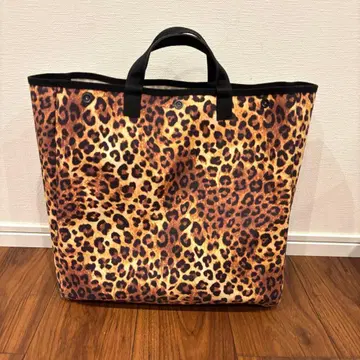 백앤라운 레오파드 무늬 토트백 레오파드 무늬
