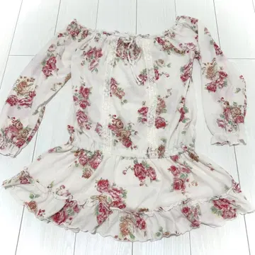 LIZLISA 꽃무늬 오프숄더 원피스