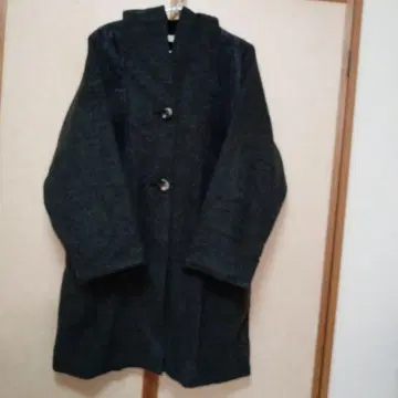 아부치 애플하우스 후드 부착 코트