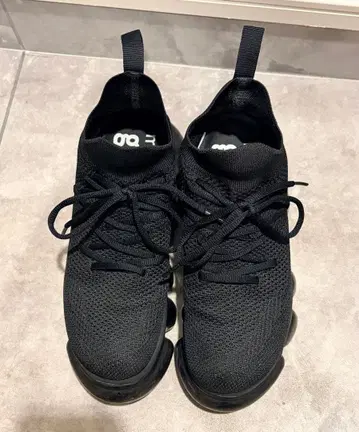 mikiosakabe grounds 블랙 하이컷 스니커즈 37