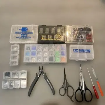 미니 사륜구동 부품 케이스 공구 세트 은퇴품