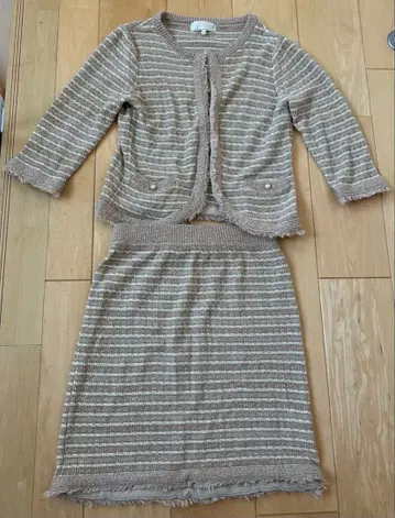 트위드풍 니트 셋업 자켓 스커트