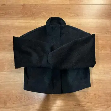 Reurie 블랙 자켓 울 혼방