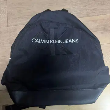 Calvin Klein Jeans 블랙 백팩