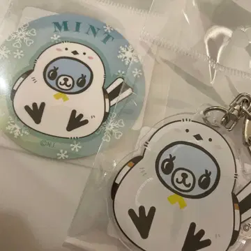 MINT 아크릴 키링