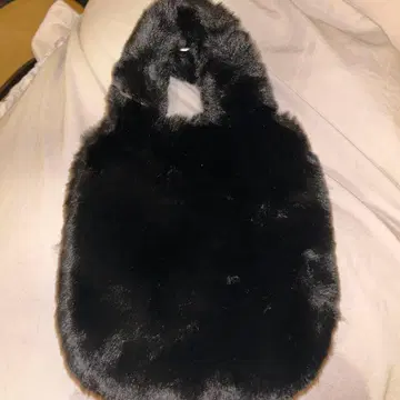 미니 에코 퍼 핸드백 블랙