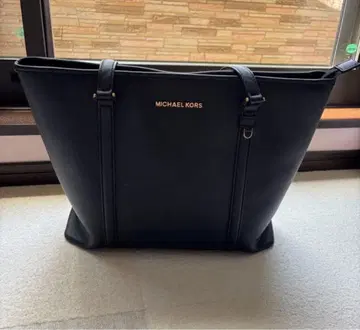 MICHAEL KORS 블랙 토트백