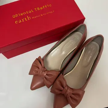 earth ORiental TRaffic 리본 펌프스 핑크