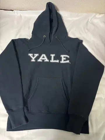 챔피온 리버스 위브 후드티 YALE 단색 빨간색 택 사이즈 L 블랙