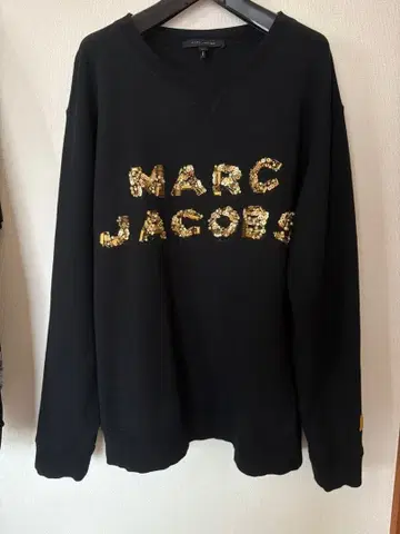 마크제이콥스 M 사이즈 블랙