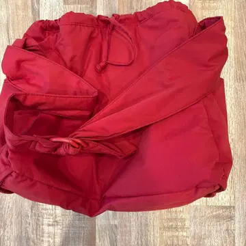 UNIQLOC 소프트 퍼프 숄더백 레드