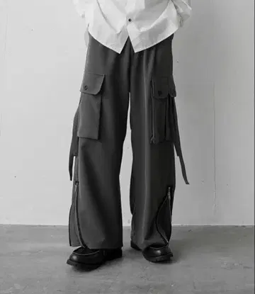 casper john 파라슈트 카고 팬츠 M 사이즈 택 포함 차콜 그레이