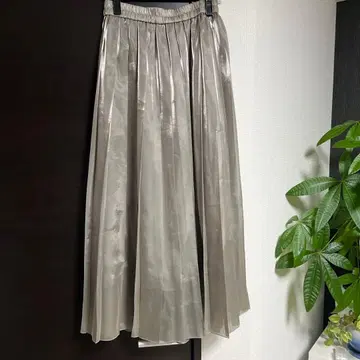 1er Arrondissements 플리츠 스커트 실버