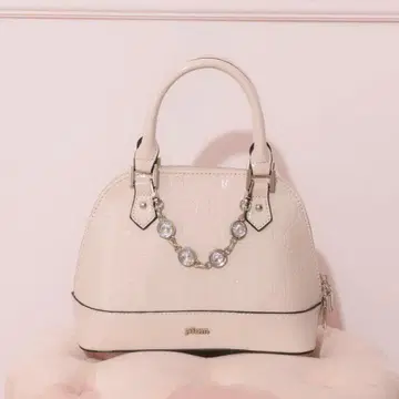 새상품 미사용 pium 비쥬 pium 모노그램 에나멜 미니백 핑크