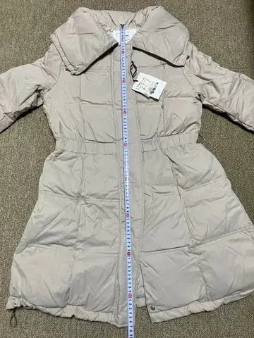 플라스테 베이지 후드 부착 다운 자켓 M 사이즈