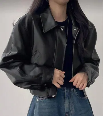 숏 기장 블랙 가죽 자켓 새상품