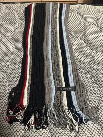 Knitting Inn 스트라이프 머플러
