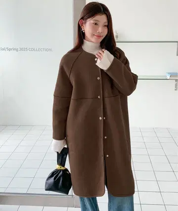 브라운 2WAY 리버서블 노카라 롱 코트 (페이크 스웨이드/보아)