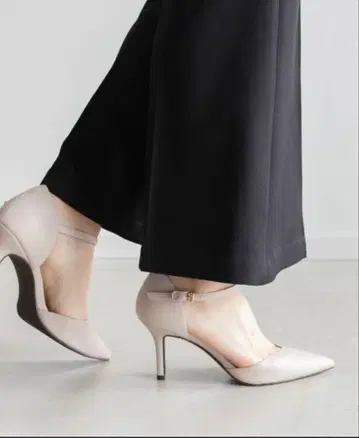 RANDA 비쥬 버클 세퍼레이트 펌프스