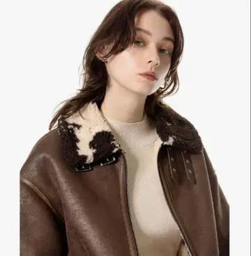 SLY COW BOA 오버 사이즈 B-3 무스탕 코트