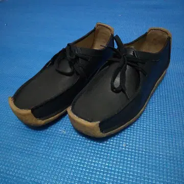 블랙 가죽 왈라비 스타일 신발 [ 26.0cm ]