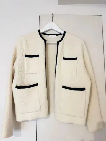 Ballsey 아이보리 가디건