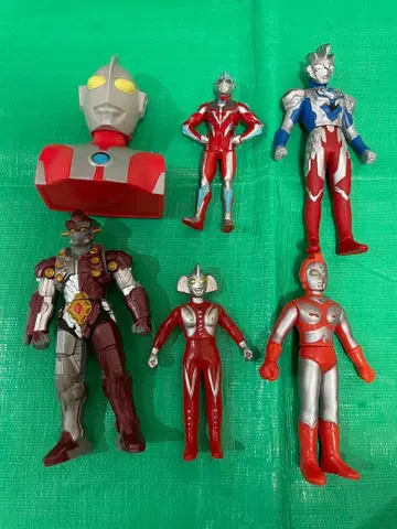 울트라맨 피규어 세트