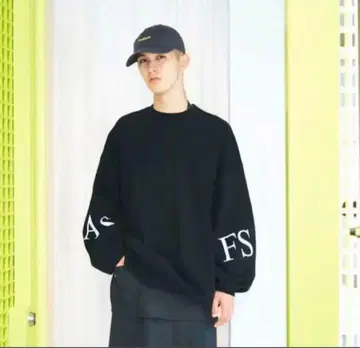 [ 레어 ] FreshService Actual Source 맨투맨