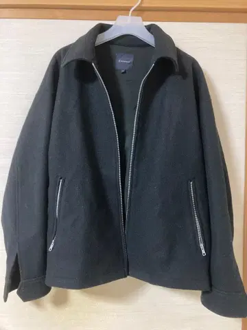 블랙 집업 자켓