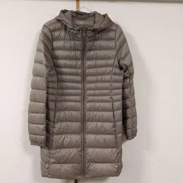 UNIQLO 후드 부착 베이지 롱 다운 자켓 M