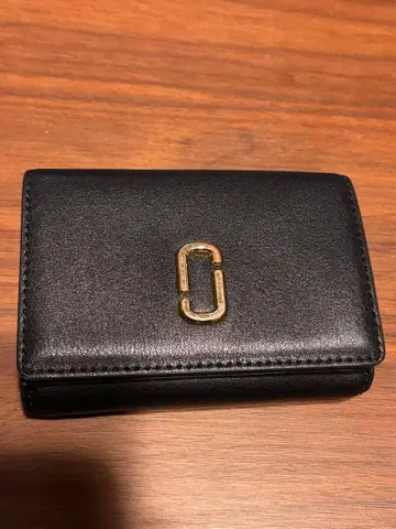 마크제이콥스 지갑 3단 폴더형