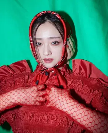 HOUGA 프릴 개더 상의