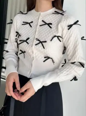 SNIDEL 화이트 리본 가디건