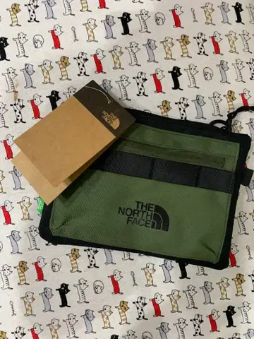 THE NORTH FACE 숄더백 올리브 그린