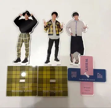 WEST. 아크릴 스탠드 세트