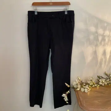 로라 애슐리 미사용 스트레치 크롭 팬츠 네이비 13호