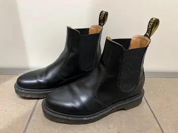 닥터 마틴 사이드 고어 부츠 블랙