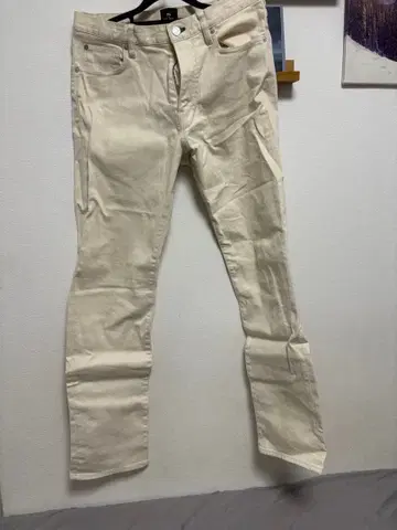 Paul Smith 크림색 데님 팬츠 M 사이즈