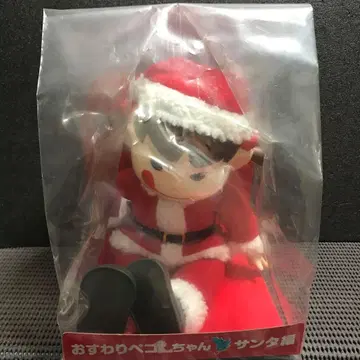 페코짱 산타 의상의 귀여운 인형