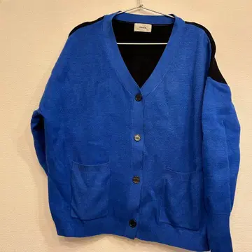 새상품급 아니카 바이컬러 니트 가디건 블루 블랙 프리 사이즈