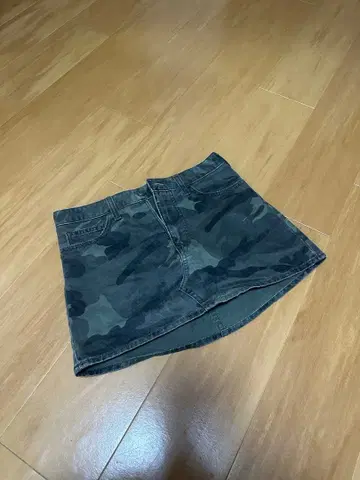 GYDA S 미니 스커트 프론트 버튼