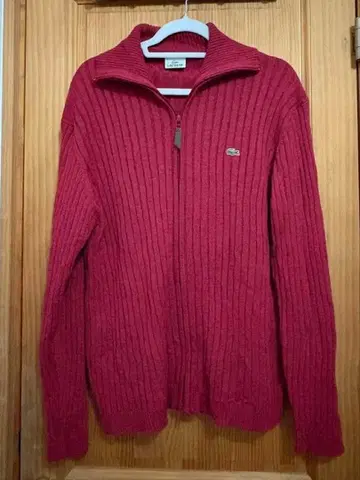 Lacoste 빨간색 리브 집업 스웨터