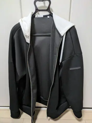 tk.TAKEO KIKUCHI 후드 부착 후드티 L 사이즈