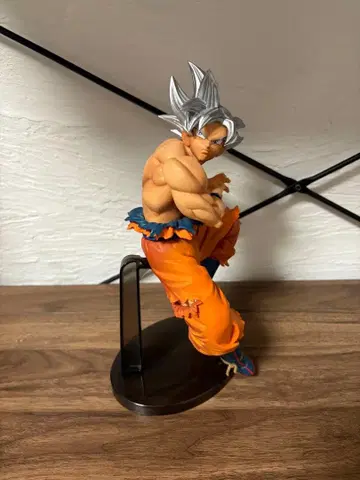 드래곤볼 손오공 극한의 무의식의 극의 피규어