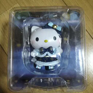 산리오 HappyHoliday A상 헬로키티 피규어