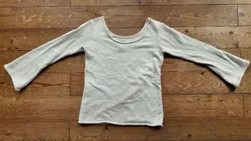 asana 따뜻한 상의/화이트 컬러