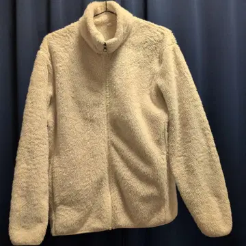 크림색 플리스 자켓 집업