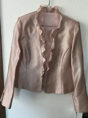 [ 미사용 새상품 ] 정가 23,000엔 프릴 달린 핑크 자켓 13호